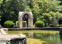 Зеркальный Пруд в Курортном парке